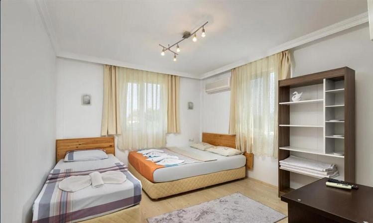 Flora Pansiyon Cirali Apartment Kemer Exterior photo