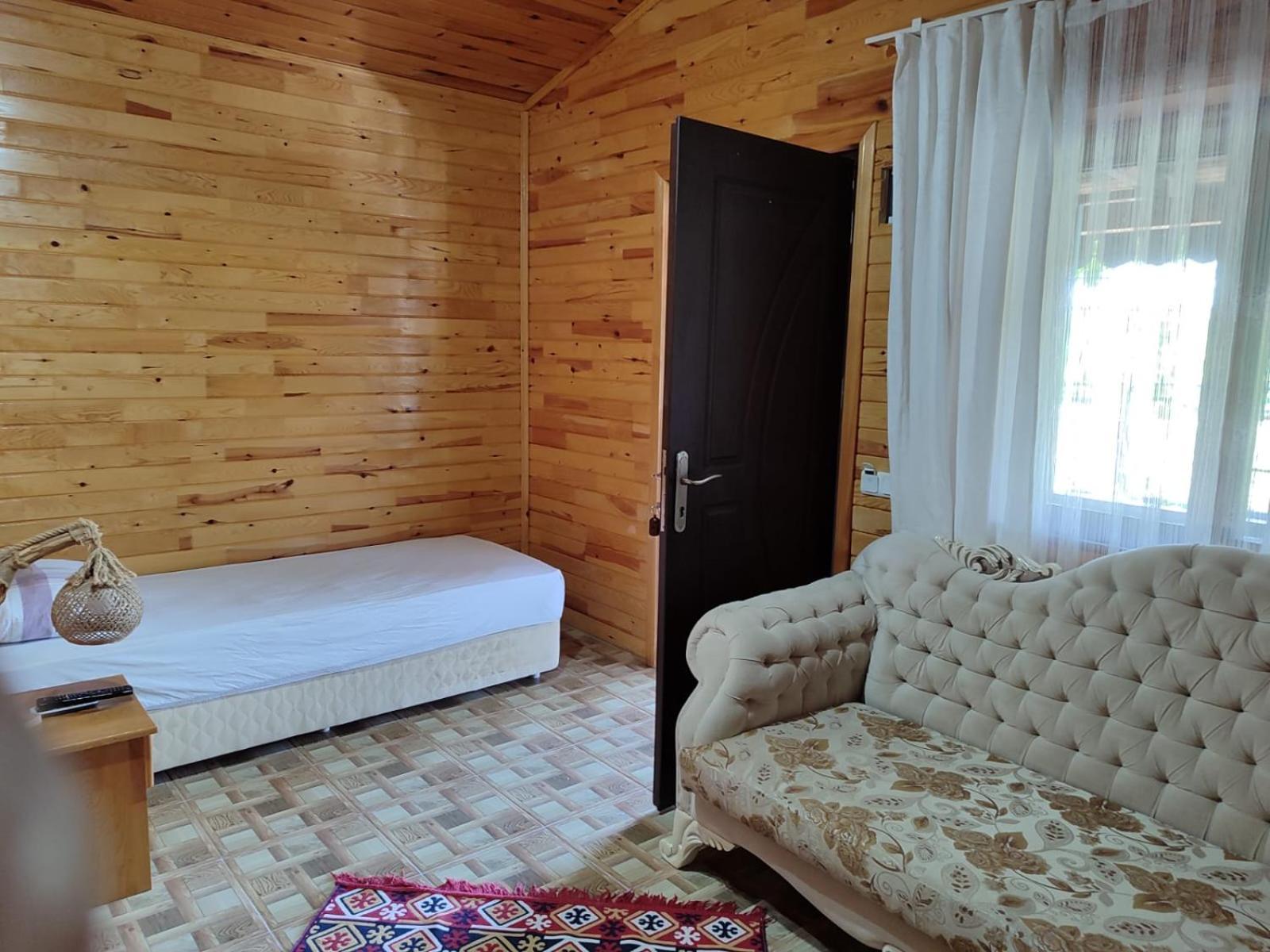 Flora Pansiyon Cirali Apartment Kemer Exterior photo