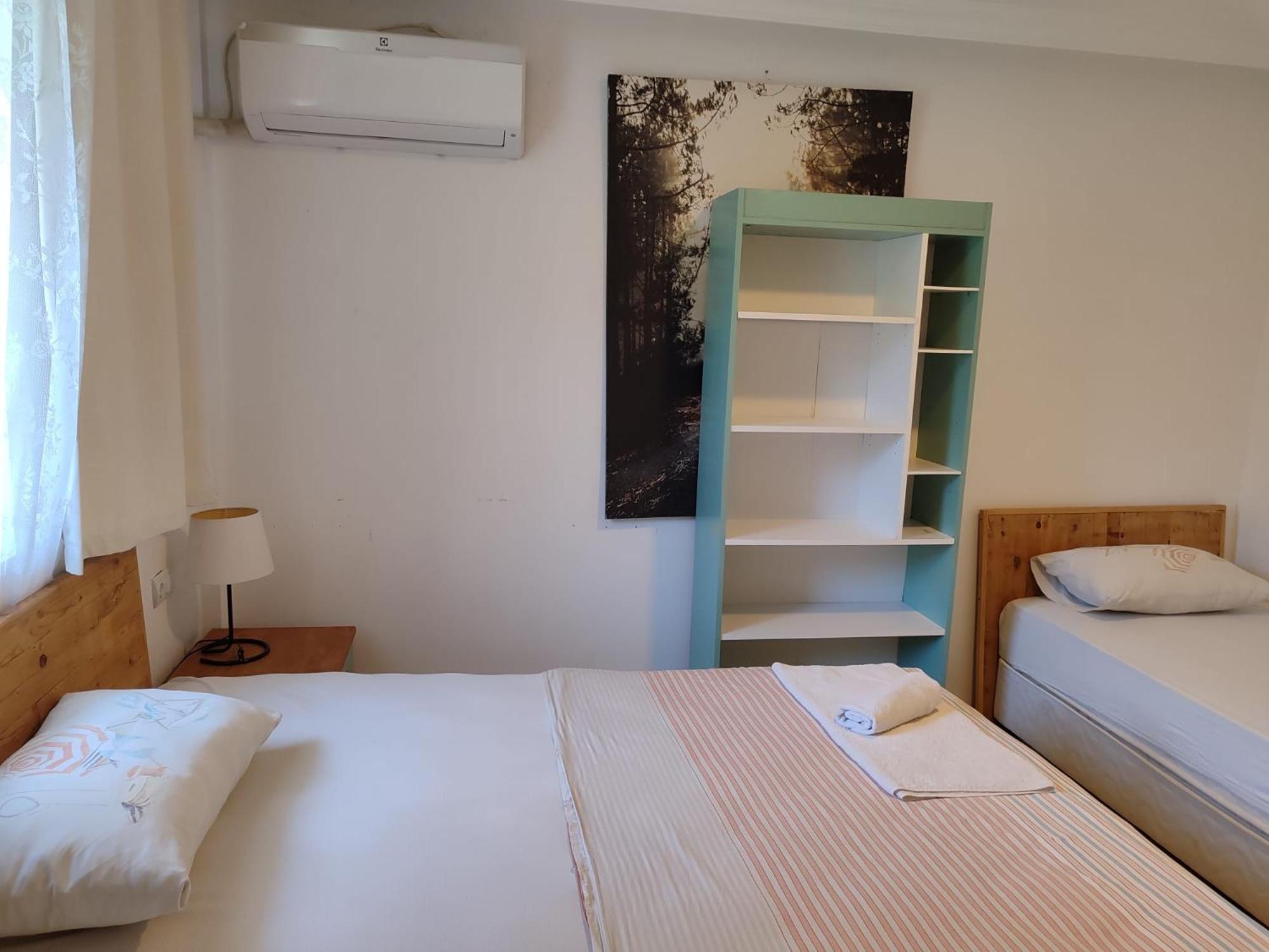 Flora Pansiyon Cirali Apartment Kemer Exterior photo
